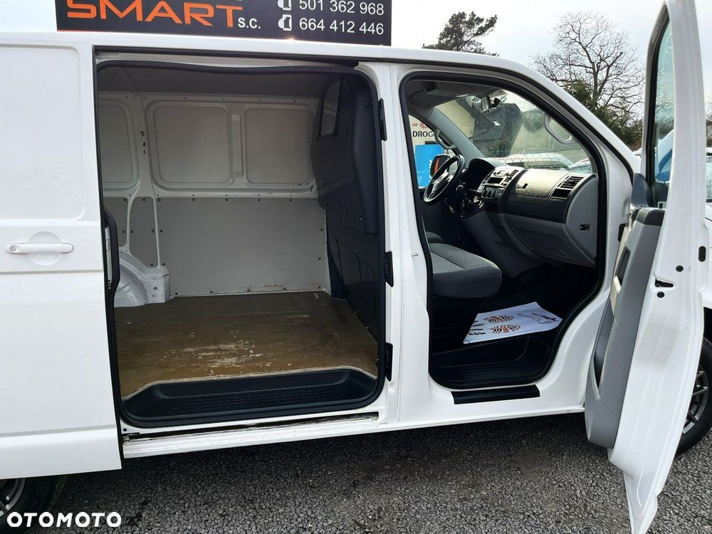 Volkswagen Transporter - 26