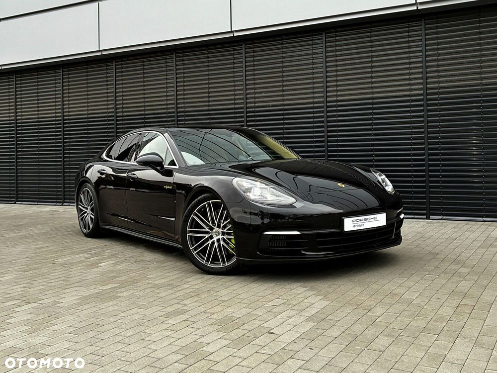 Porsche Panamera - 8