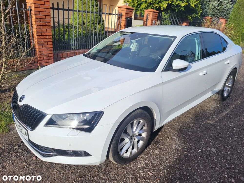 Skoda Superb 2.0 TDI 4x4 Style DSG - 1