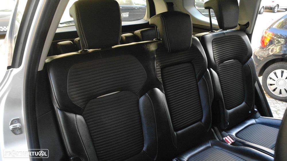 Renault Grand Scénic 1.6 dCi Intens SS - 21