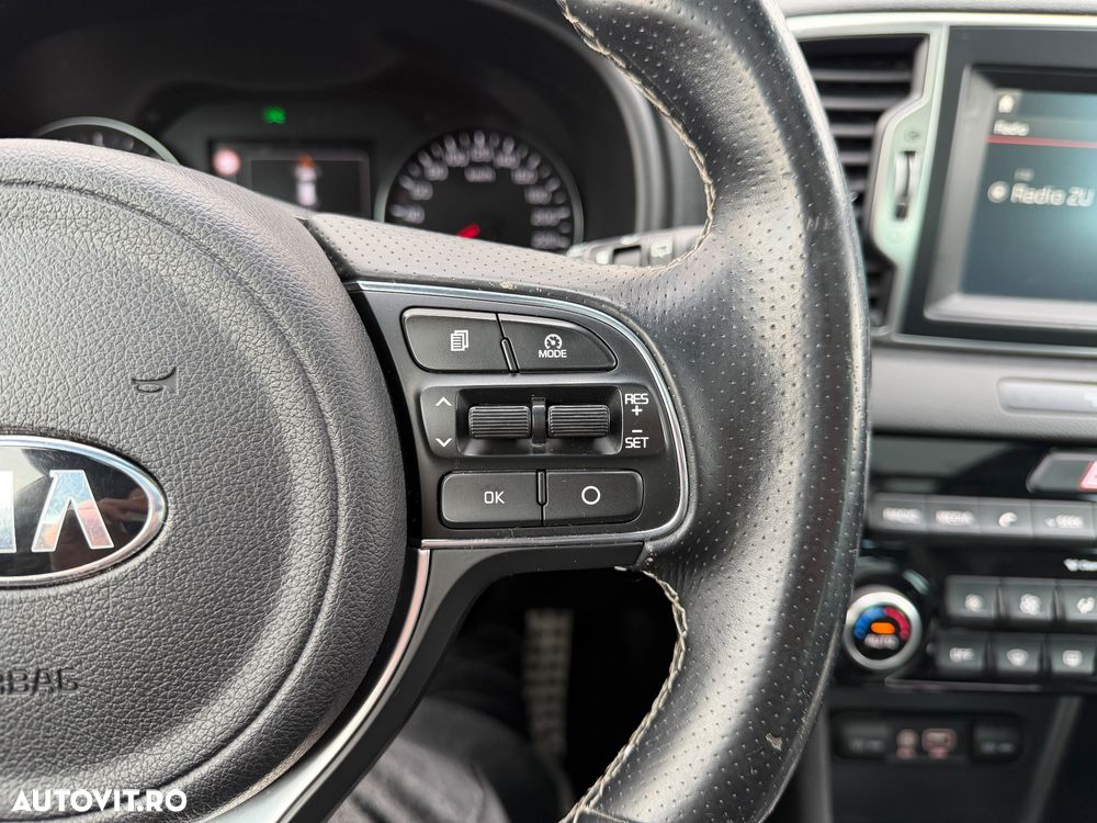 Kia Sportage 1.7 DSL MT 4x2 PREMIUM - 23