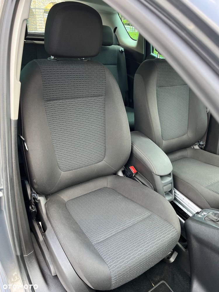 Opel Meriva - 9