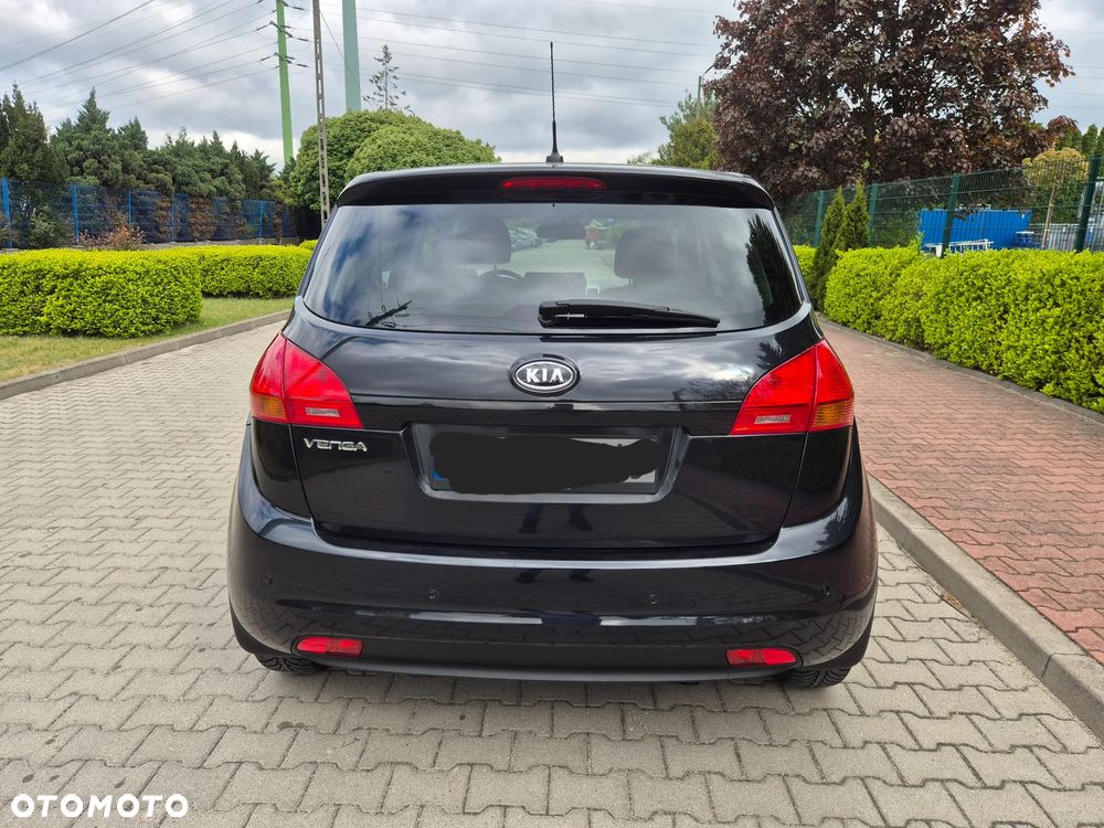 Kia Venga 1.6 M - 16