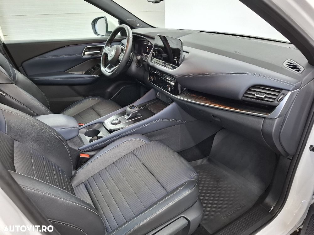 Nissan Qashqai 1.3 l MHEV X-Tronic 4WD Tekna - 13