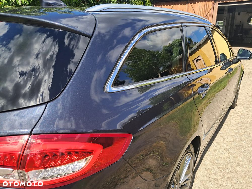 Ford Mondeo - 26