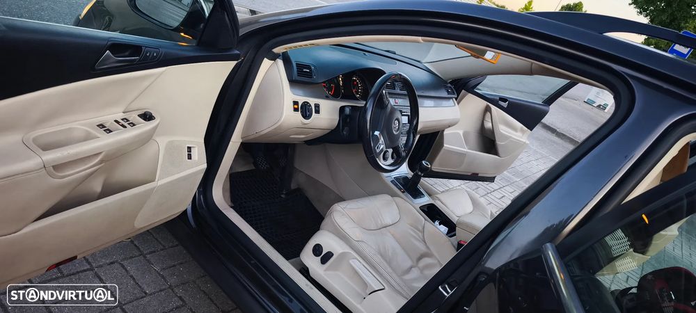 VW Passat Variant 2.0 TDI 4M Confortline - 7