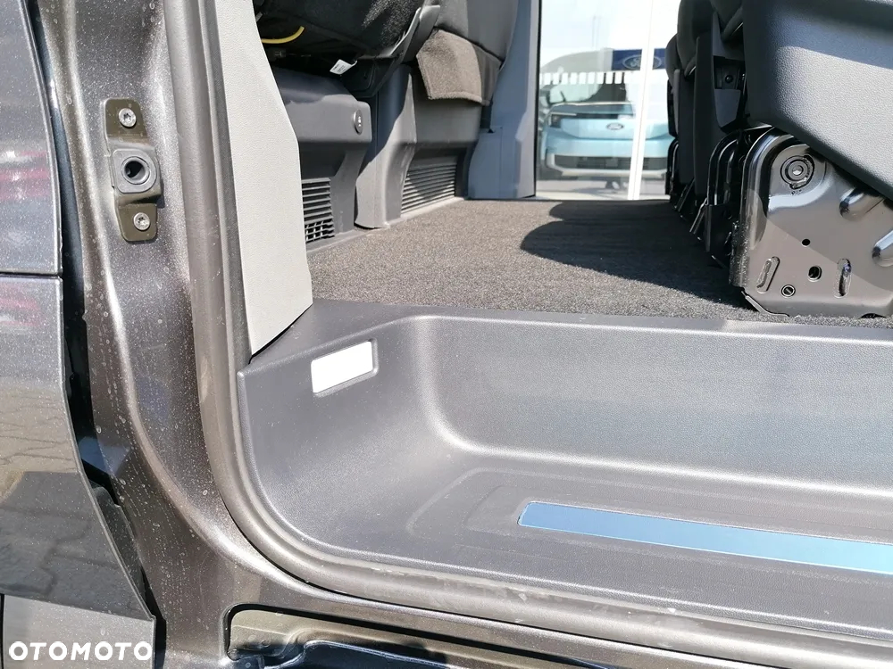 Ford Transit Custom - 19