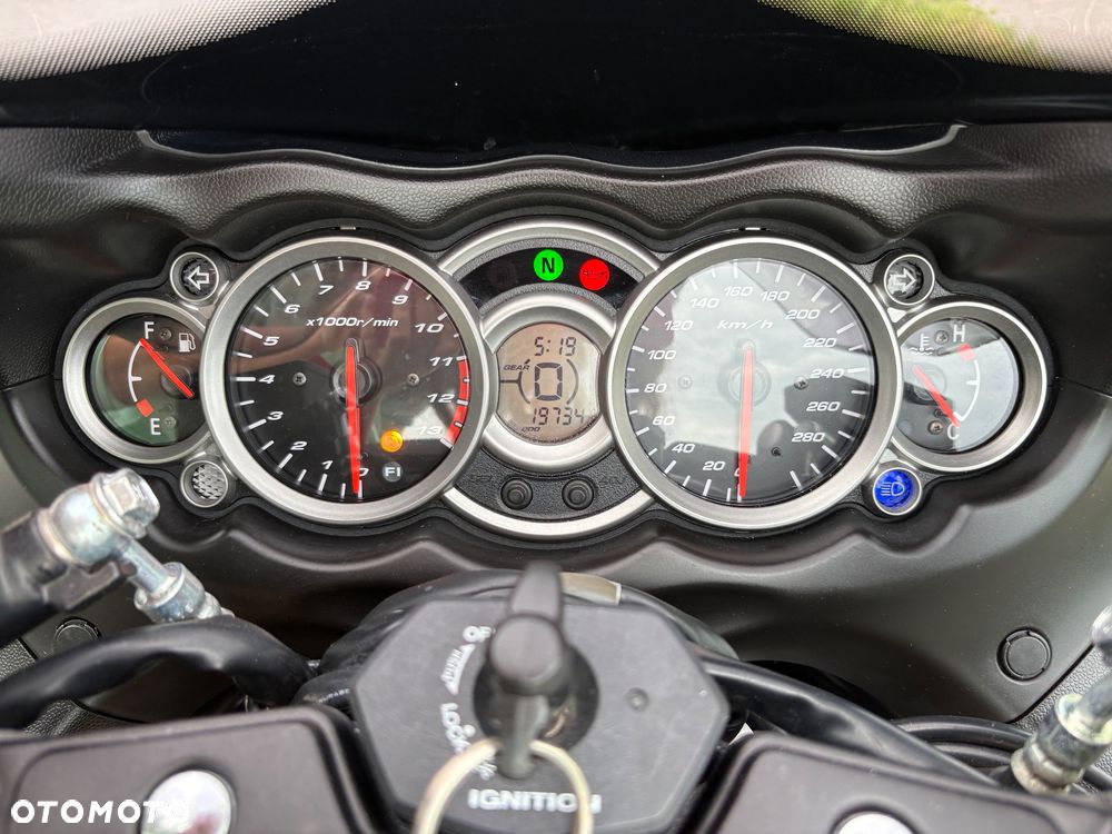 Suzuki Hayabusa - 30