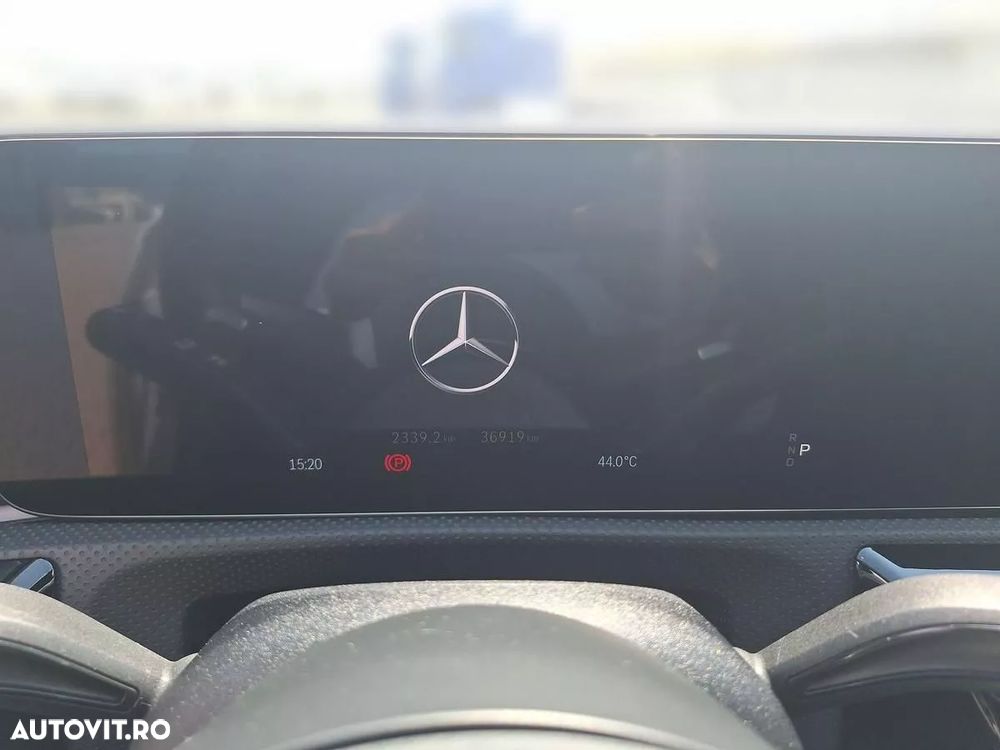 Mercedes-Benz A 200 - 11