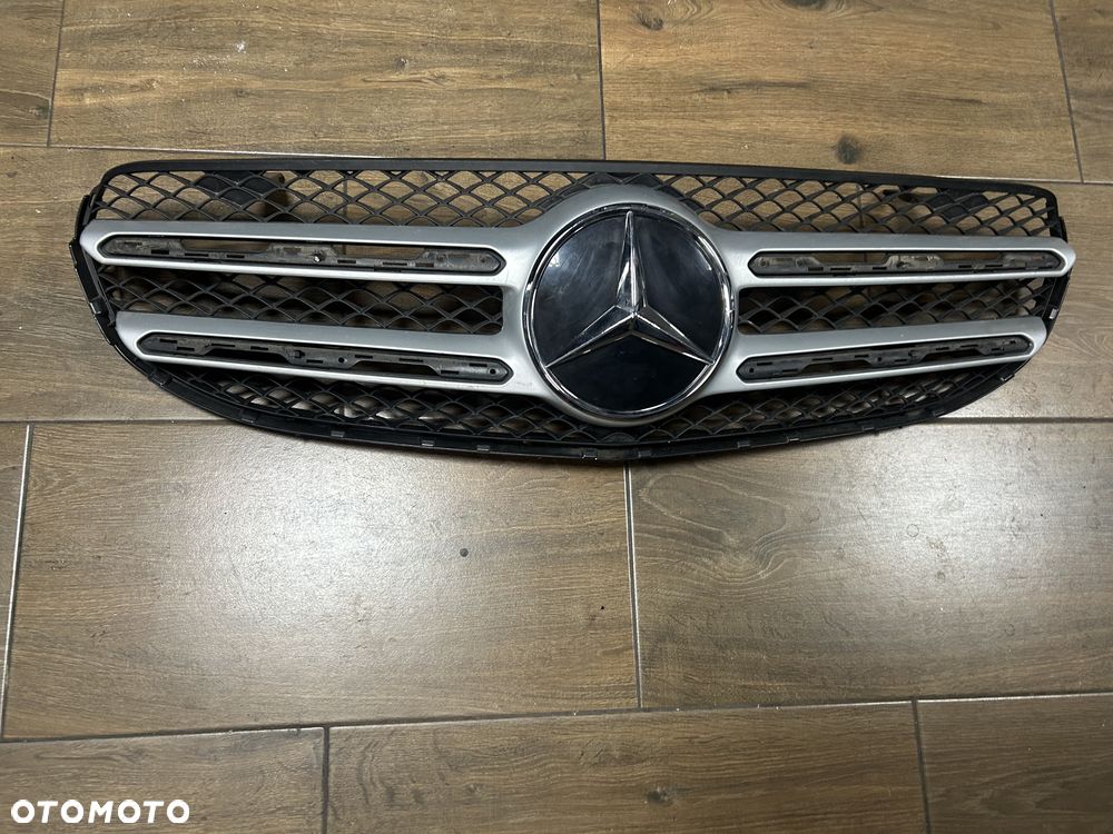 GRILL ATRAPA MERCEDES GLC W253 LIFT ORG. - 2