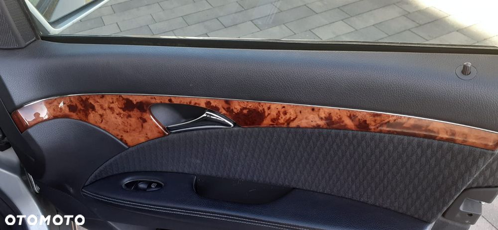 Mercedes-Benz Klasa E 270 CDI T Elegance - 12