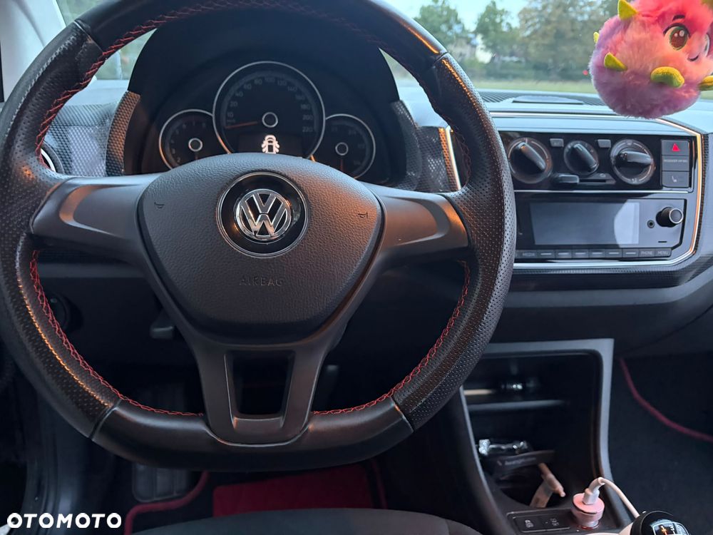 Volkswagen up! - 9