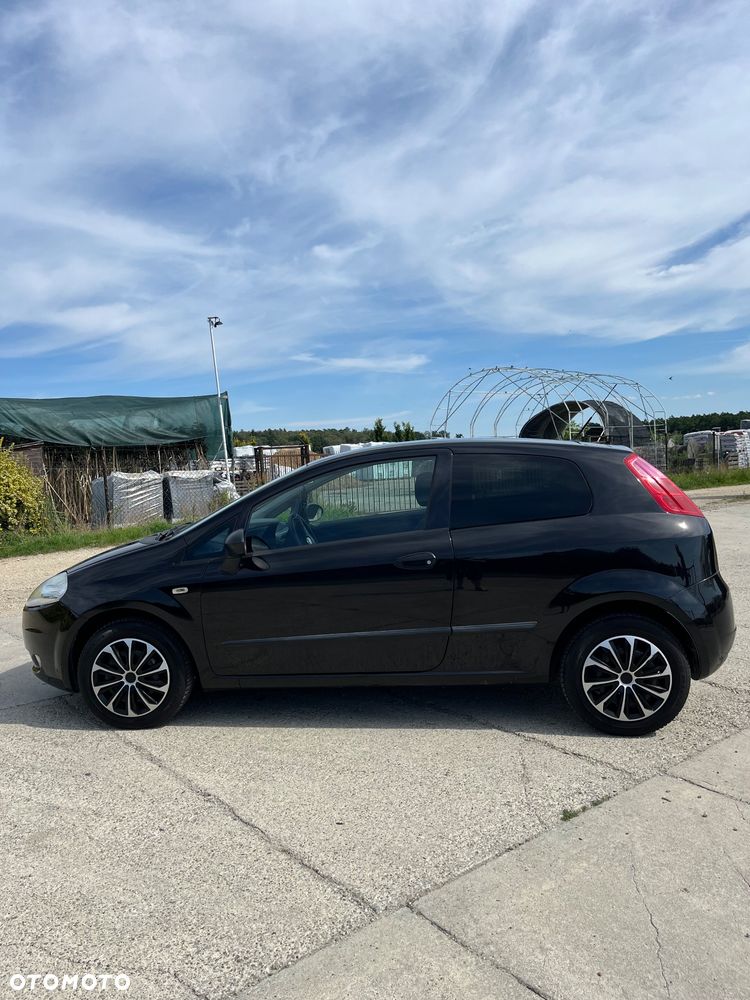 Fiat Grande Punto - 5