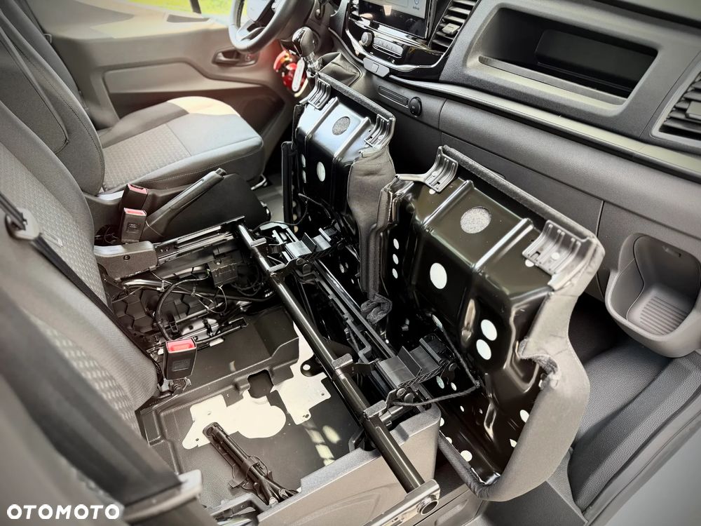 Ford Transit - 21