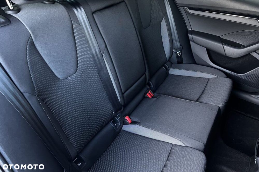 Skoda Octavia 1.5 TSI mHEV Edition 130 Selection DSG - 36