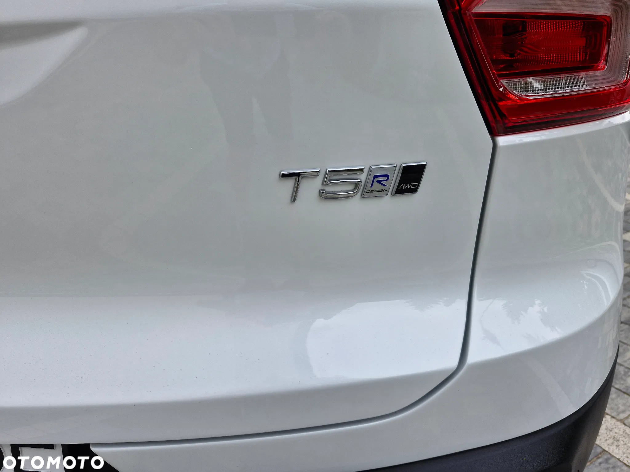 Volvo XC 40 T5 AWD R-Design - 8