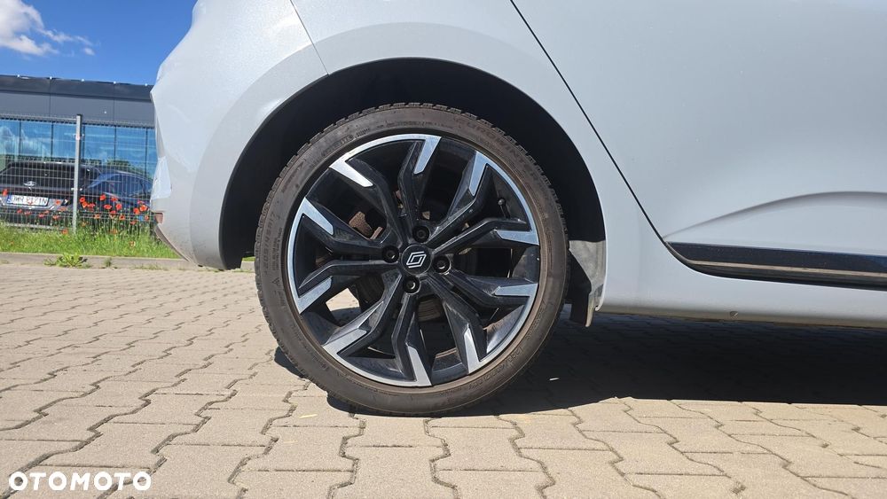 Renault Clio - 18