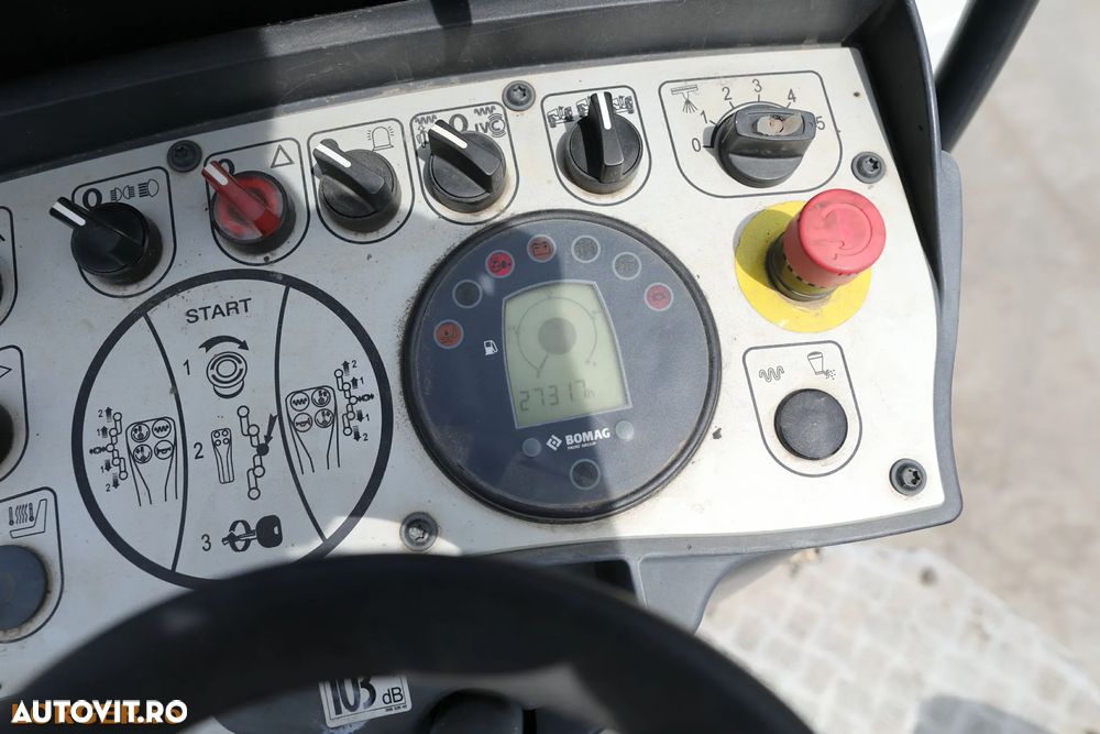 Bomag BW 135 AD-5 - 12