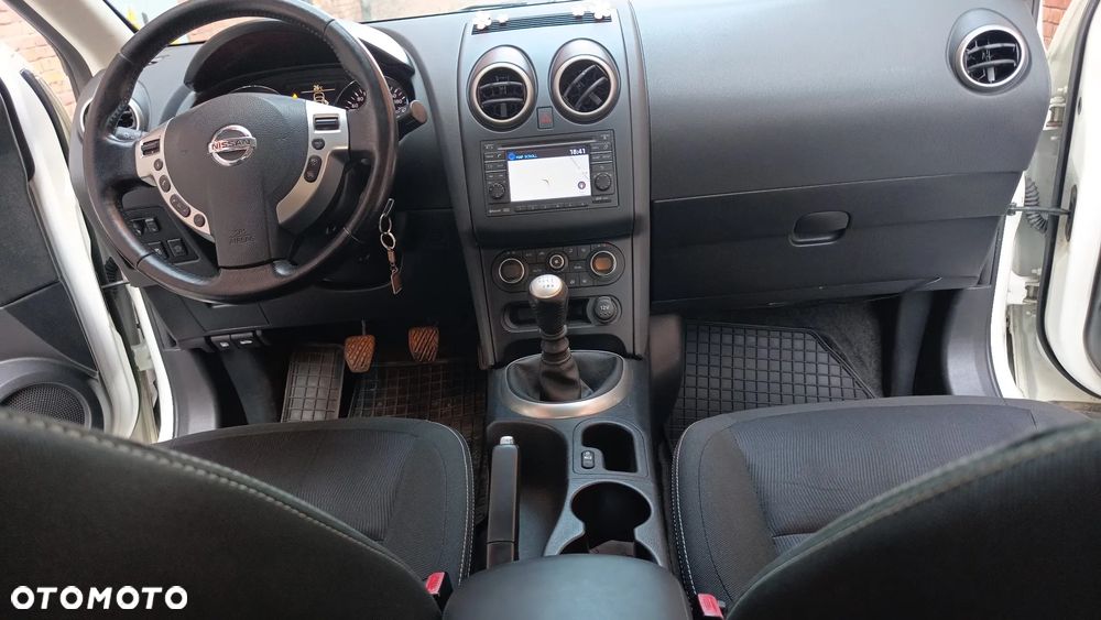 Nissan Qashqai - 15