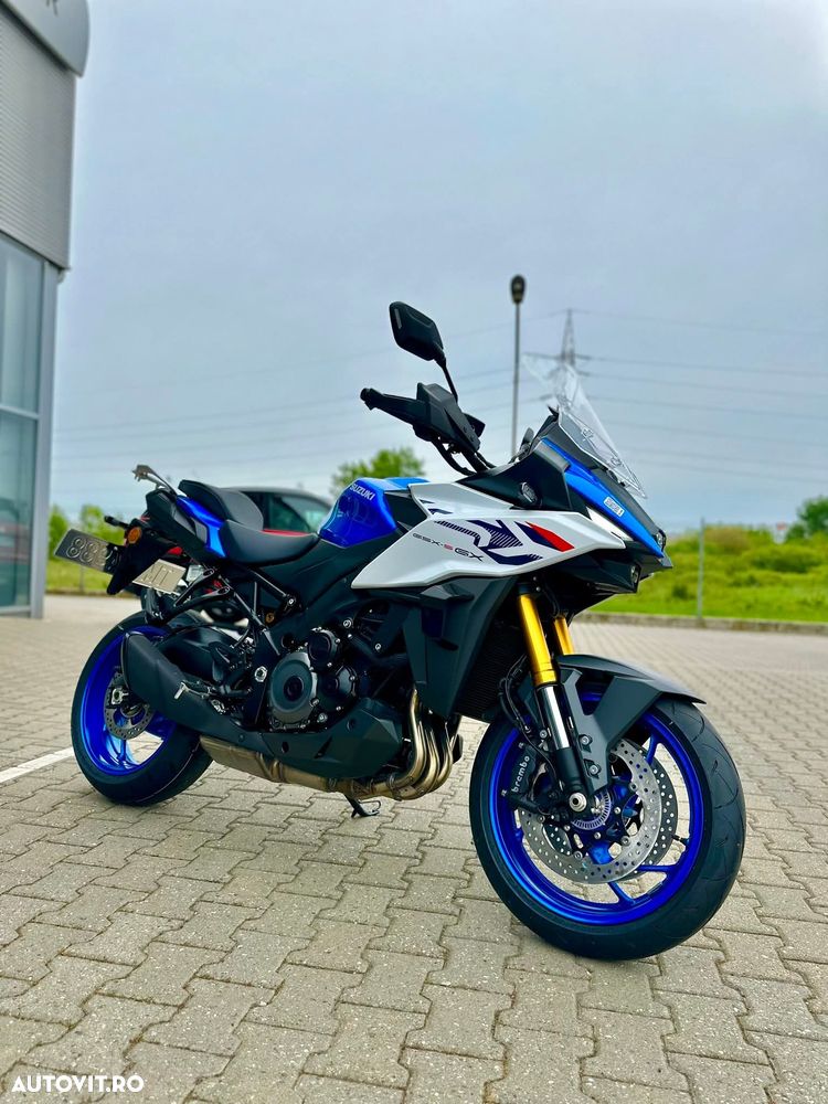 Suzuki GSX S1000GX - 1
