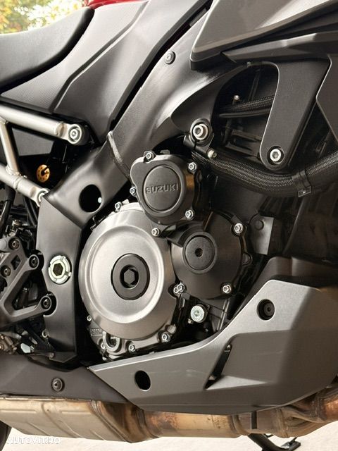 Suzuki GSX S1000GX - 8