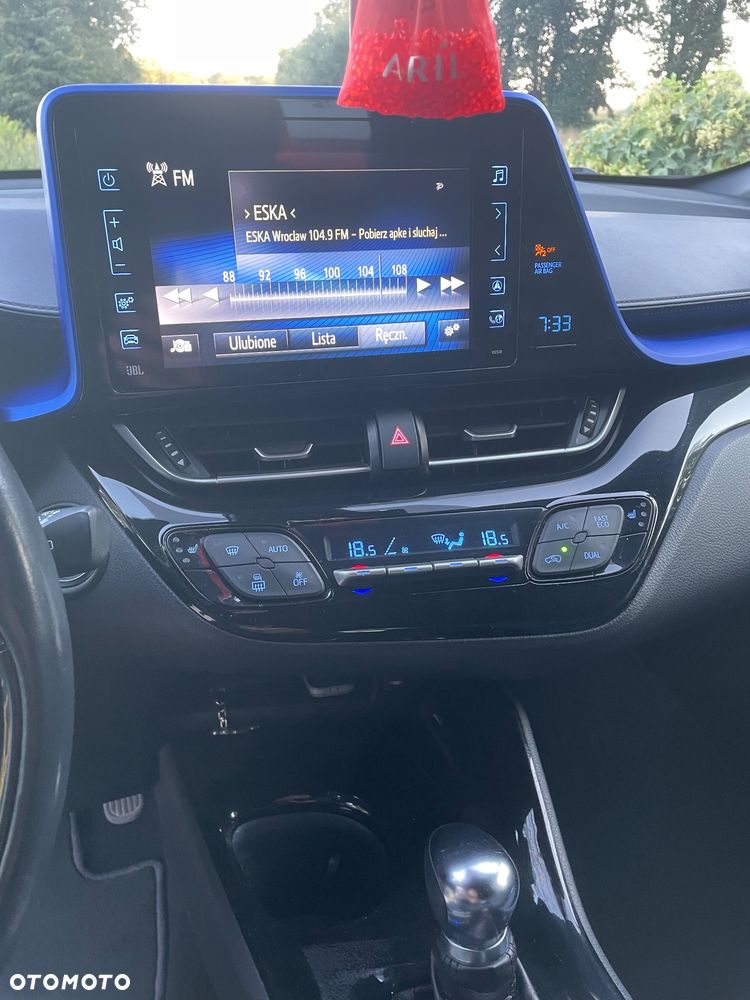 Toyota C-HR 1.8 Hybrid Premium - 12