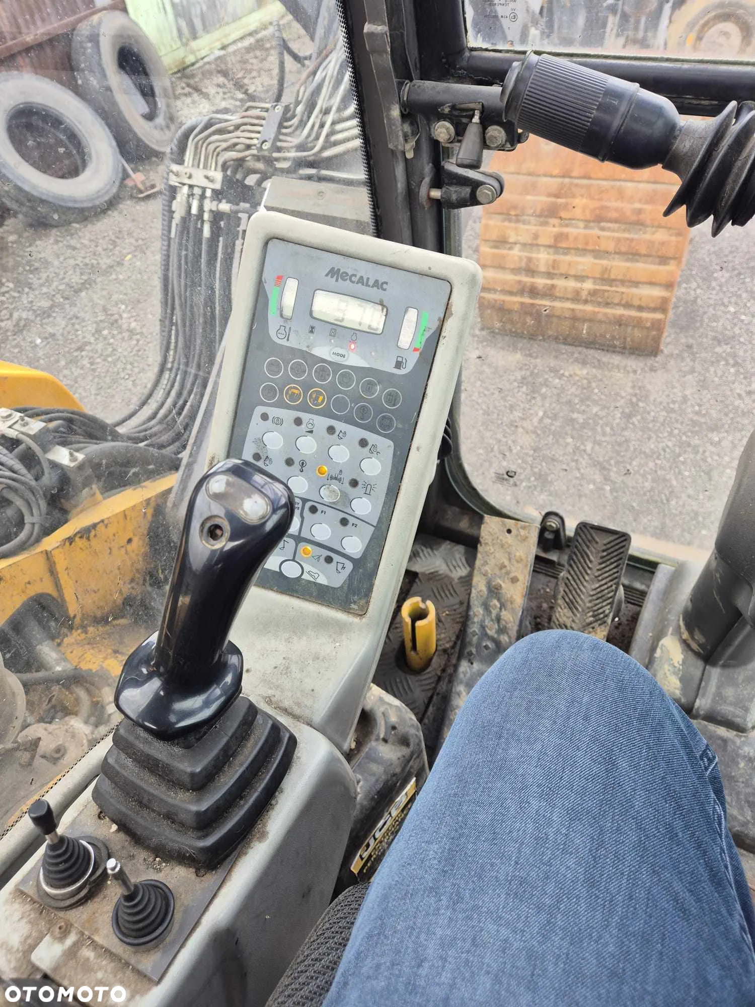 Mecalac 12 MXT - 8