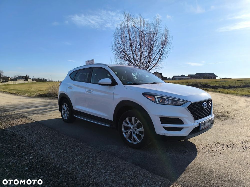 Hyundai Tucson - 2