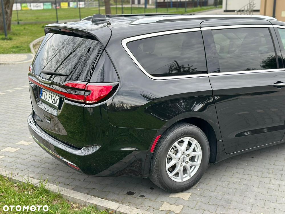 Chrysler Pacifica - 14