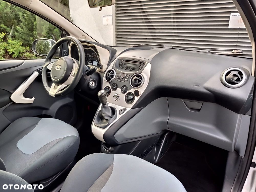 Ford KA 1.2 Titanium (air2) - 14