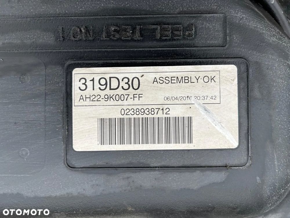 Bak zbiornik paliwa z pompą AH22-9K007 Range Rover Sport 3.0 TDV6 - 2