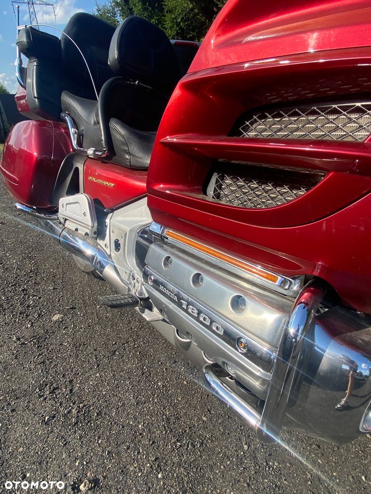 Honda GL - 9
