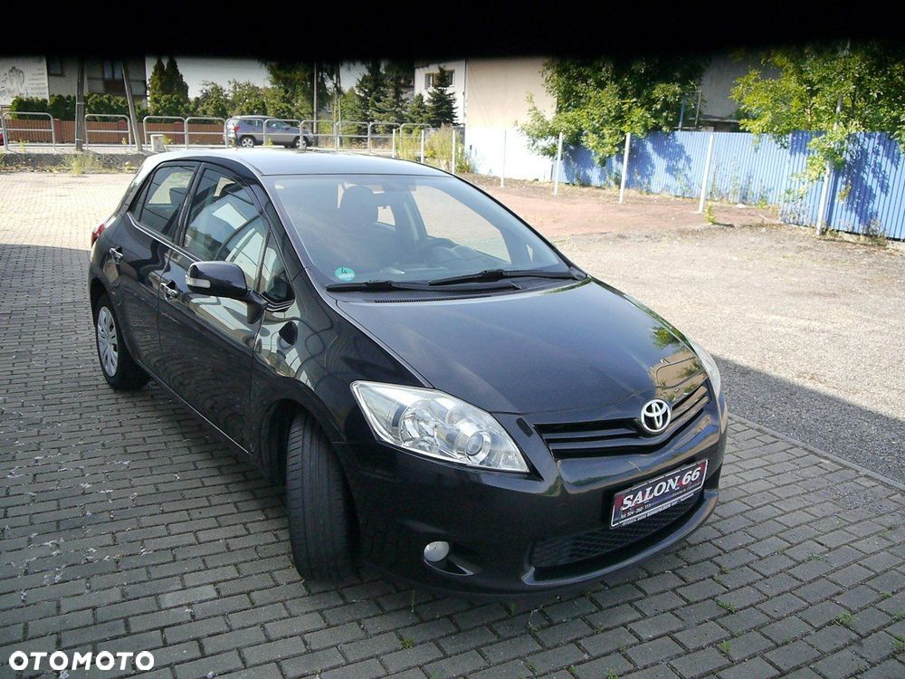 Toyota Auris 1.33 VVT-i Terra - 11
