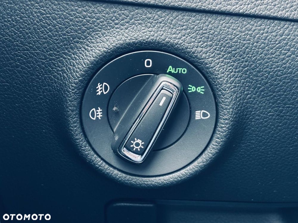 Skoda Superb 1.5 TSI Ambition DSG - 33