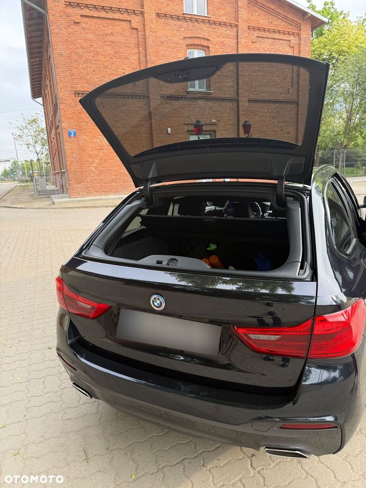 BMW Seria 5 518d - 14