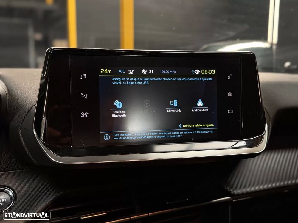 Peugeot e-2008 50 kWh Active Pack - 17
