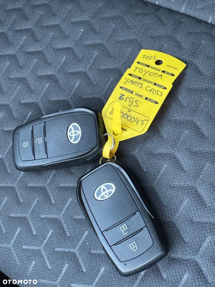 Toyota Yaris Cross Hybrid 1.5 Dynamic - 32
