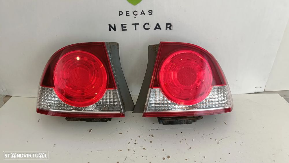 Farol farolim Honda Civic 4 portas 2006 - 1