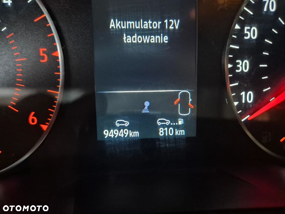 Renault Trafic 2.0 dCi - 24