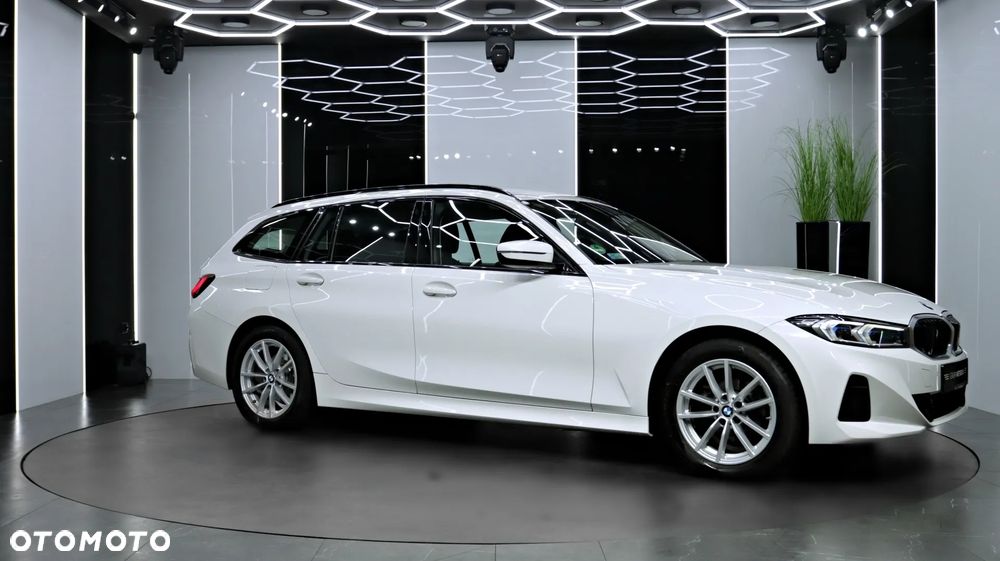 BMW Seria 3 318i Advantage sport - 13