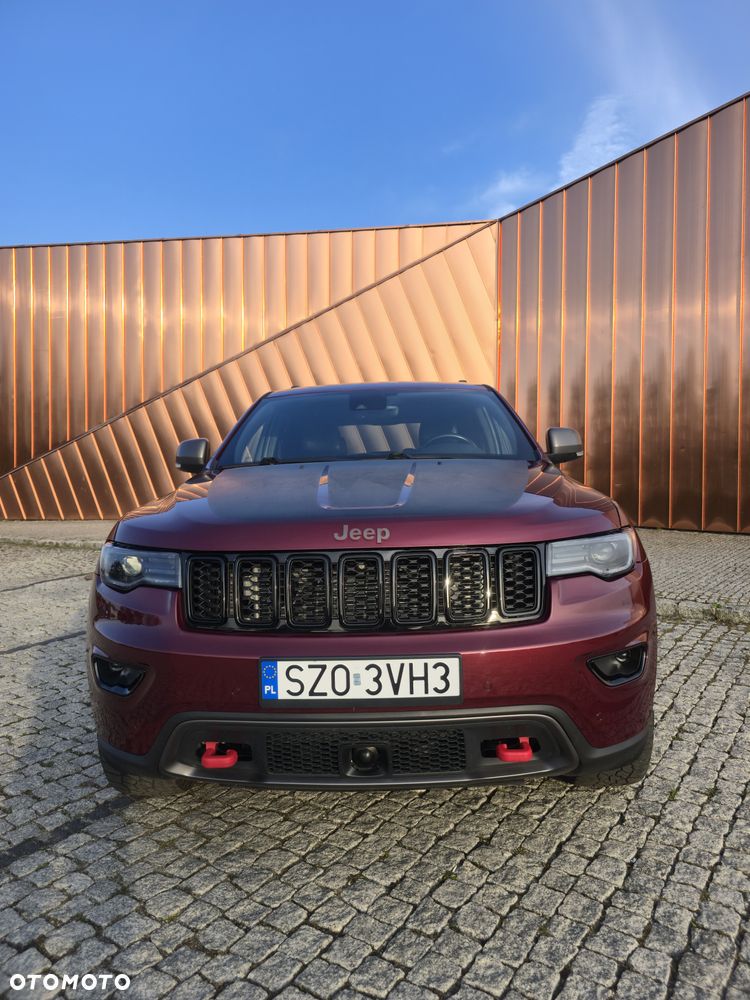 Jeep Grand Cherokee - 17