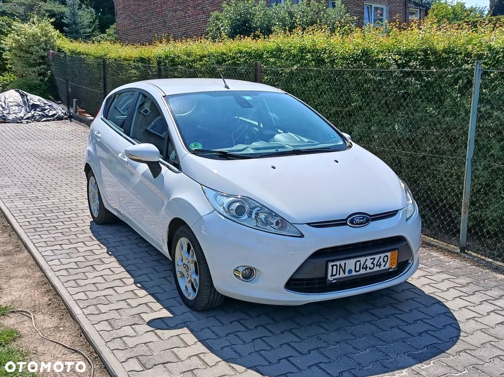 Ford Fiesta 1.25 Celebration - 5