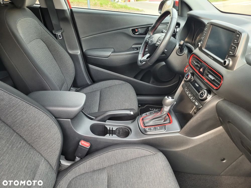Hyundai Kona 1.6 T-GDI Premium DCT - 15