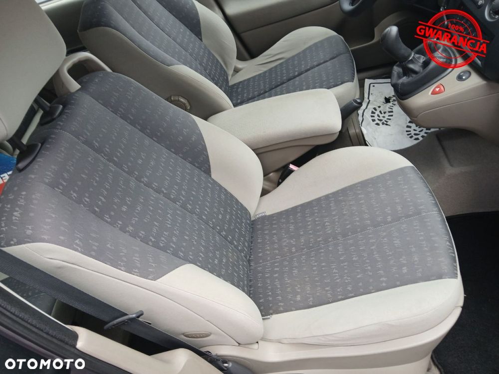 Renault Scenic 1.6 16V Emotion Plus - 19