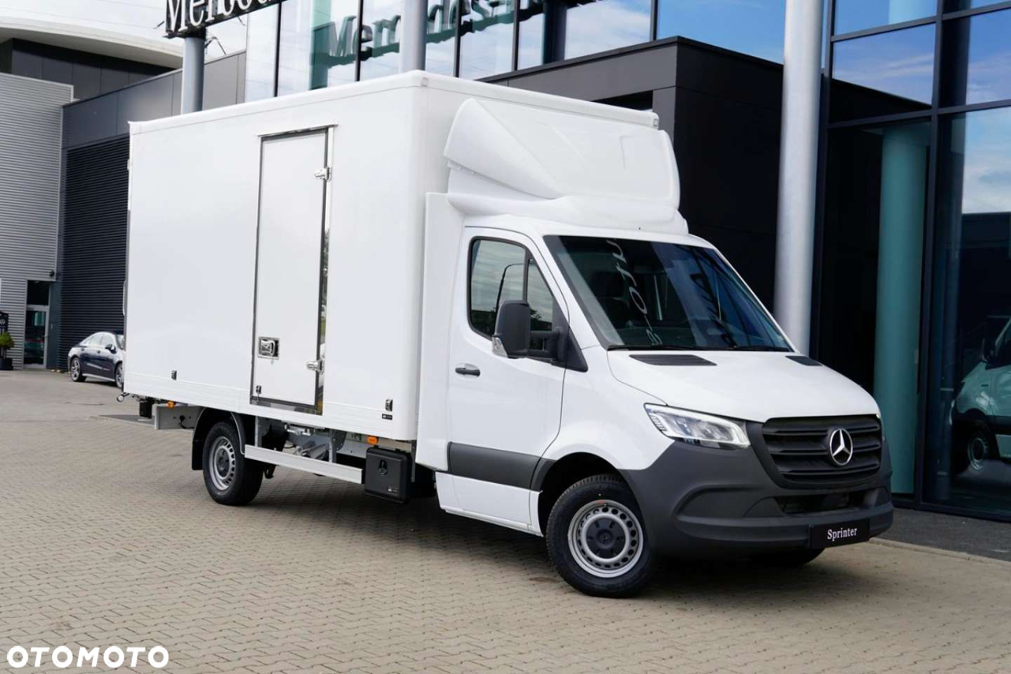 Mercedes-Benz Sprinter - 9