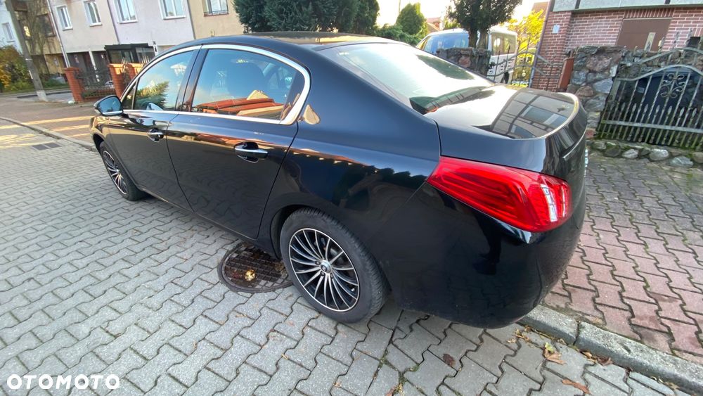 Peugeot 508 Hybrid4 - 5