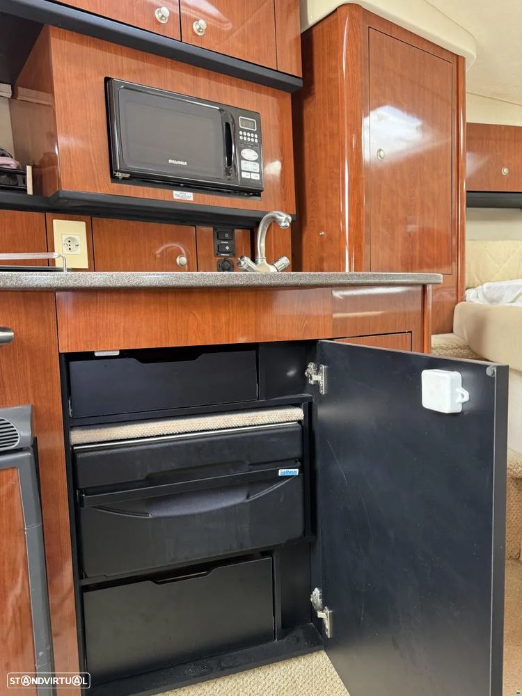 Sea Ray Sundancer 335 - 12