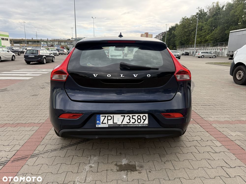 Volvo V40 D2 Summum - 3