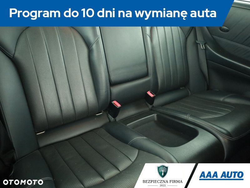 Mercedes-Benz CLK - 8