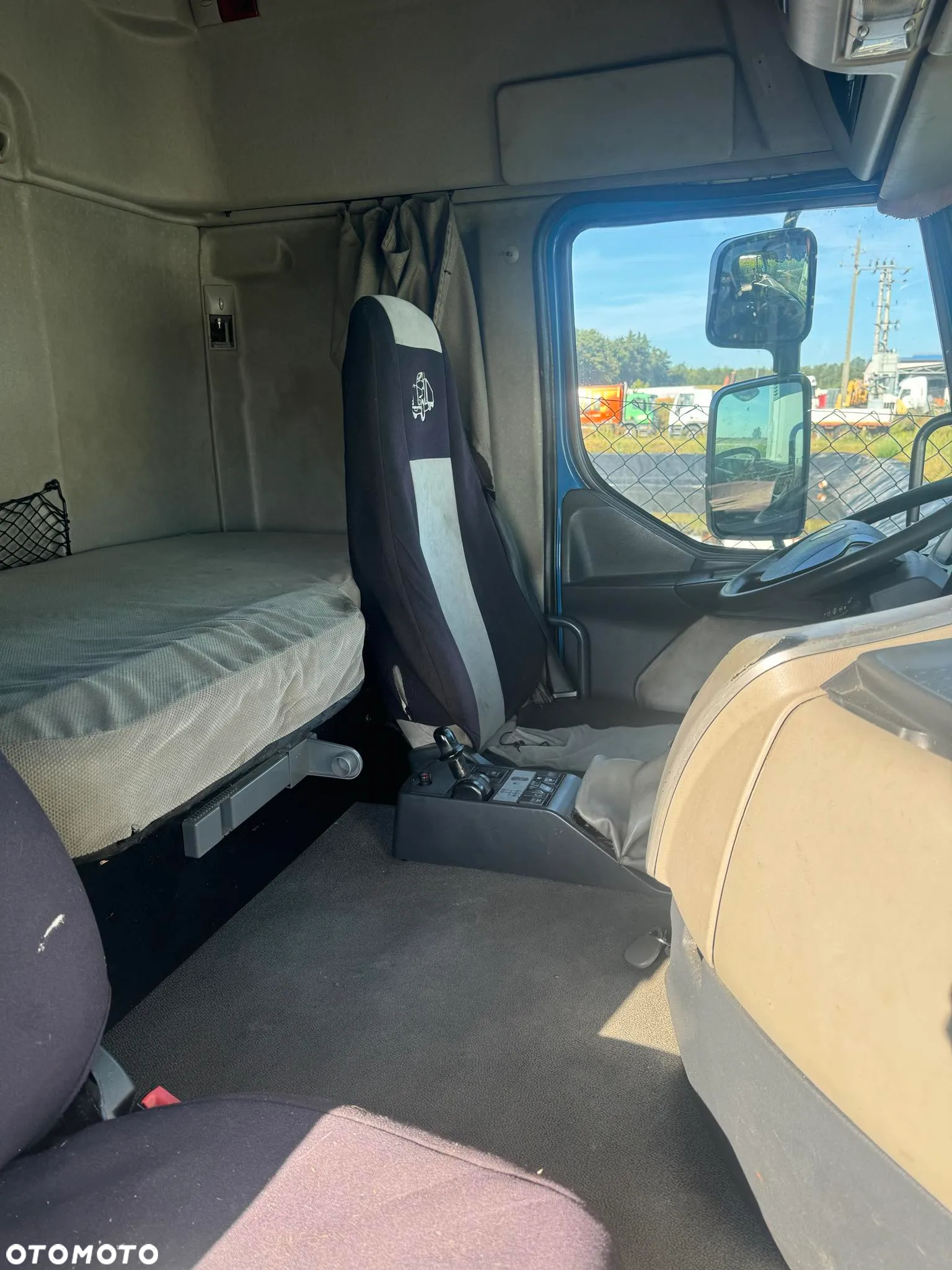 Kabina RENAULT PREMIUM 460 DXI Euro5 - 2